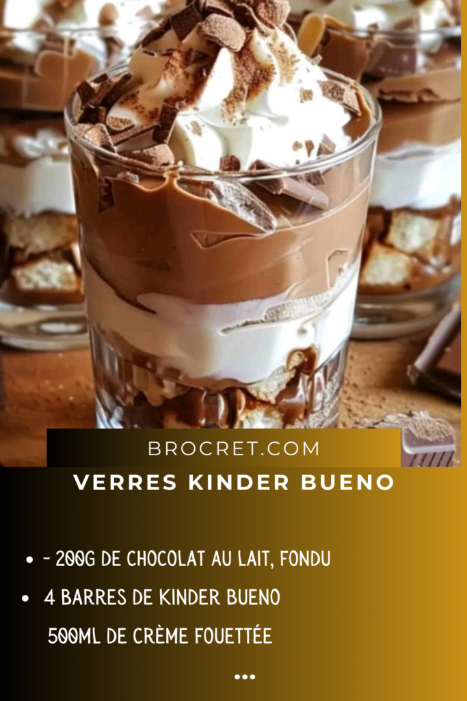 Verres Kinder Bueno garnis de crème fouettée, chocolat fondu, et noisettes concassées