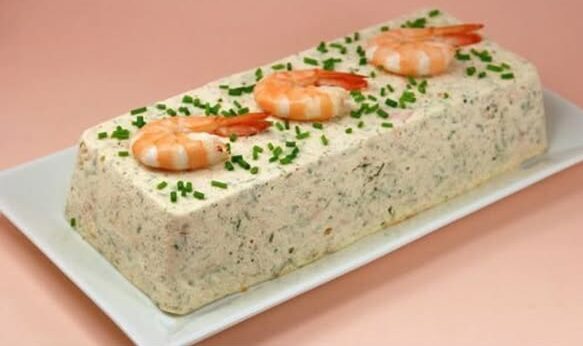 Terrine de Saint-Jacques, Saumon et Crevettes à la Crème Citronnée : Un Délice Raffiné